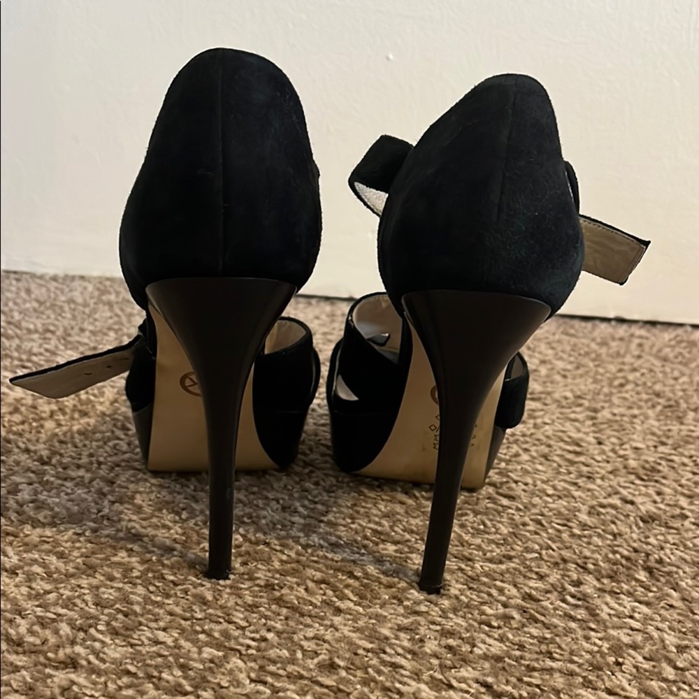 Michael Kors Black Heels - Picture 5 of 12